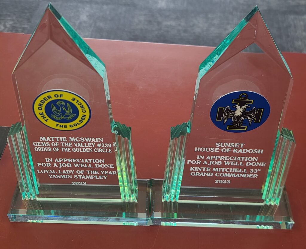 Custom trophy award Las Vegas - Abbott Trophies